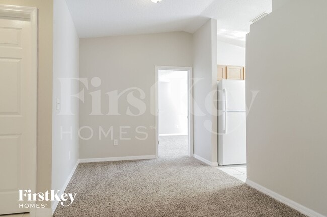 Building Photo - 300 Ferrara Ct