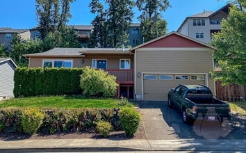 Building Photo - 5627 Seeger Ln SE