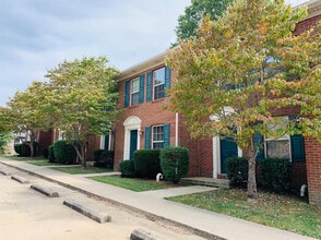 Building Photo - 1017 Smither Dr