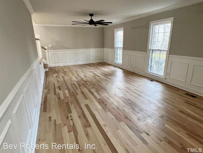 Building Photo - 3 br, 4 bath House - 1212 Country Court