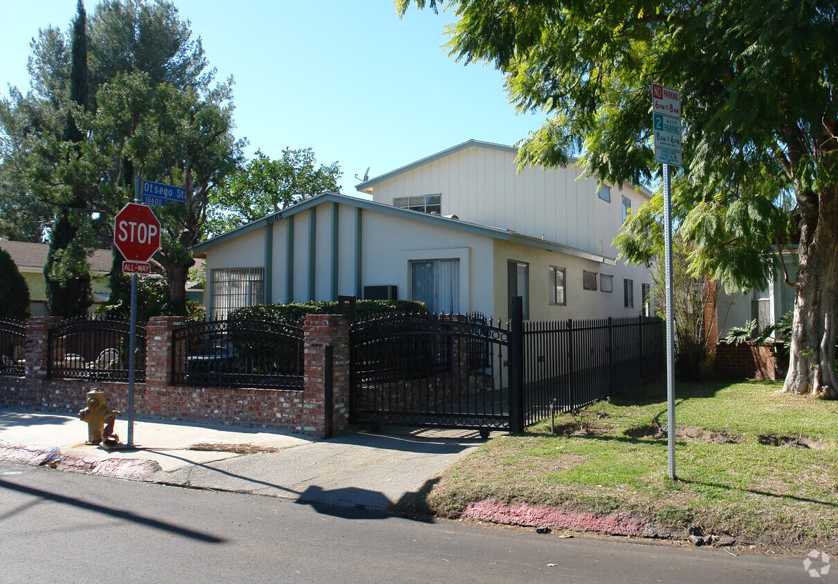 Building Photo - 5065 Cartwright Ave
