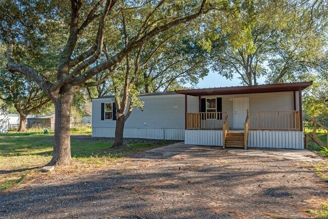 Foto del edificio - 21403 Binford Cir