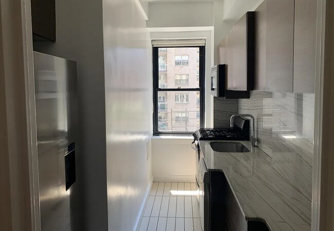 Foto del edificio - 1044 1st Ave.