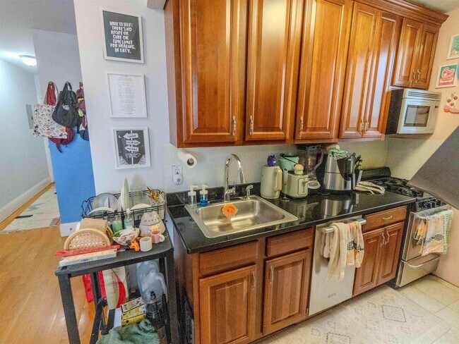 Foto del edificio - 3315 Pleasant Ave