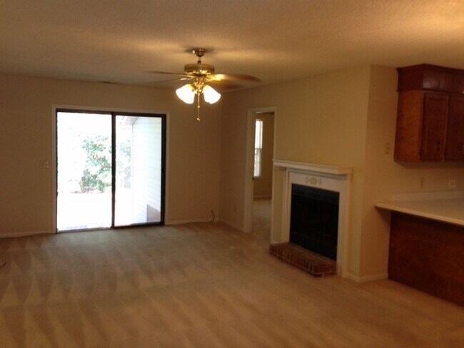 Foto del edificio - 156 Thames Valley Ct