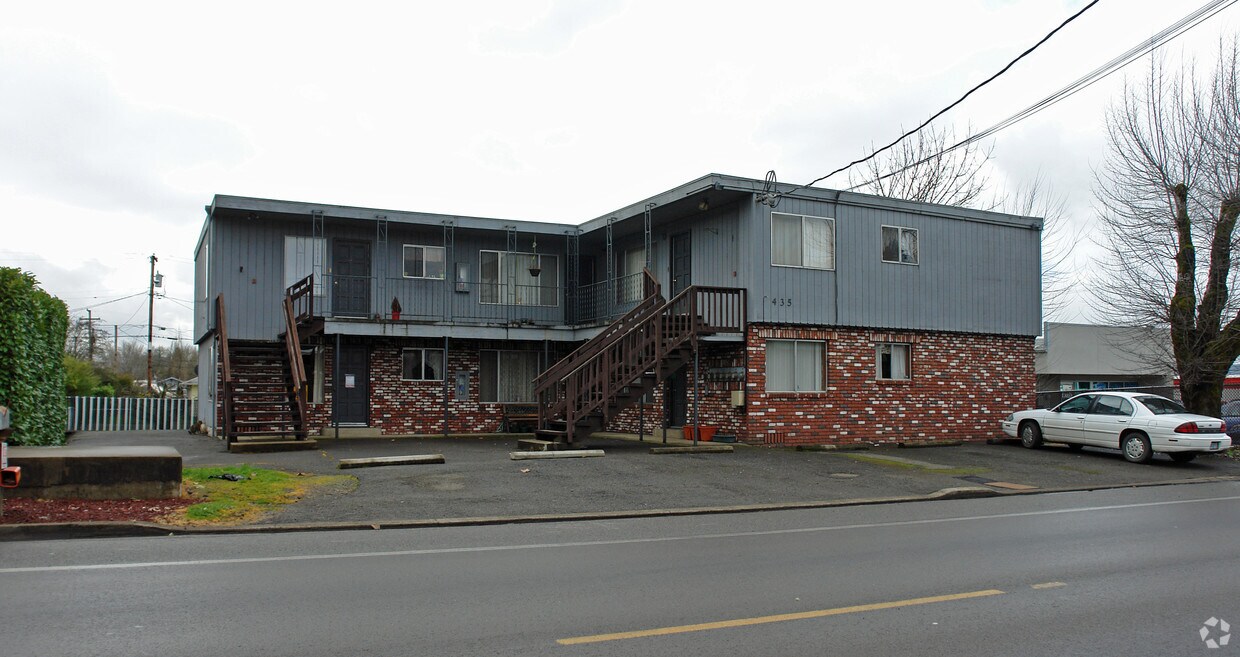 435 Newton Creek Rd, Roseburg, OR 97470 Apartments in Roseburg, OR