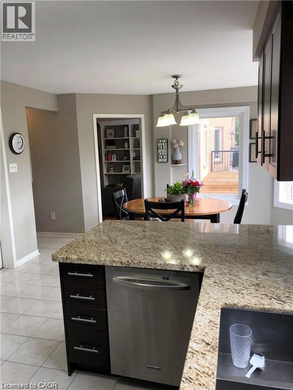 Building Photo - 53 Laurendale Ave