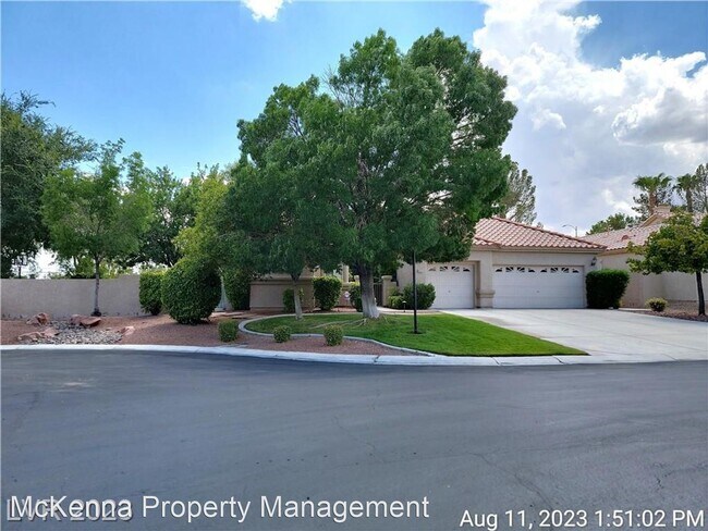 Foto del edificio - 4 br, 3.5 bath House - 8031 Lottie Ave
