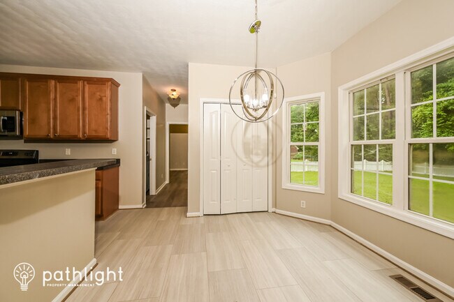 Building Photo - 4012 Appaloosa Ct