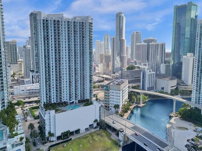 Photo - 350 S Miami Ave Apartment