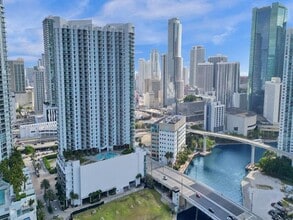 Building Photo - 350 S Miami Ave