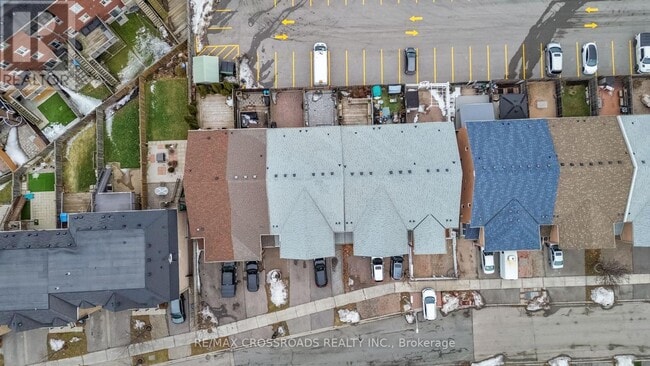 Building Photo - 38 Jinnah Ct