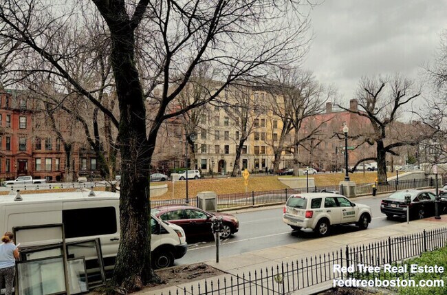 Foto del edificio - 384 Commonwealth Ave