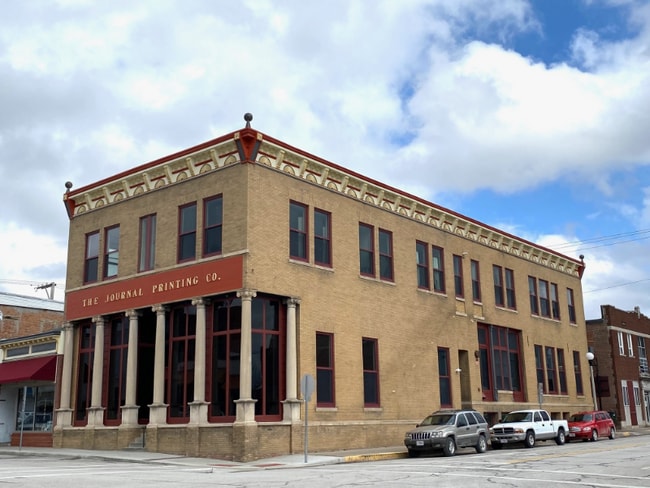 Building Photo - 112 W McPherson