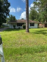 Building Photo - 228 Pointe S Dr