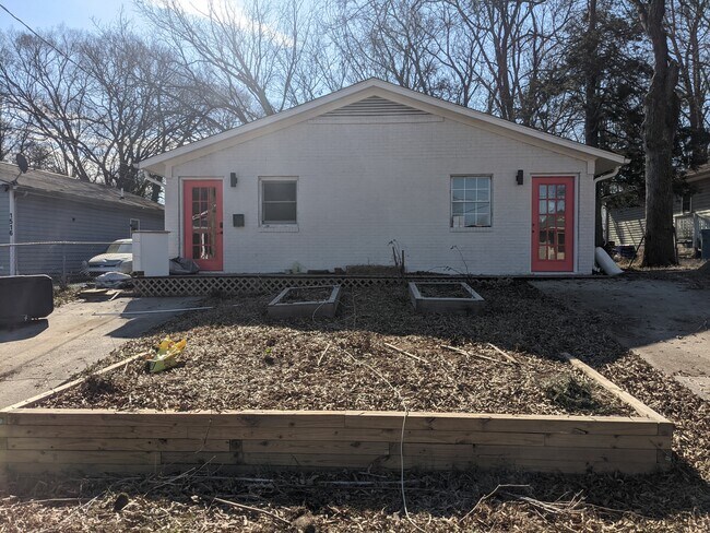 Building Photo - 1514 Morning Glory Ave