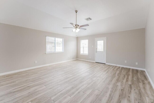 Building Photo - 24006 Blossom Crest Ln