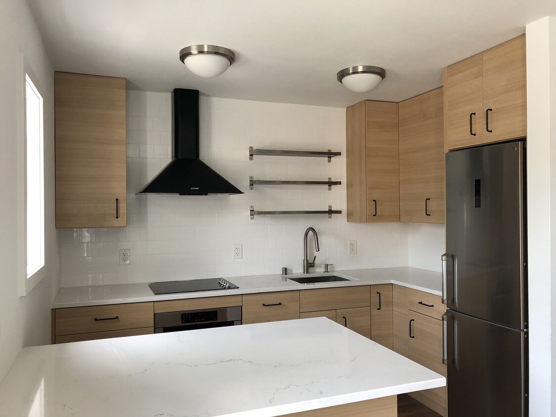 Foto principal - 350 Irwin St