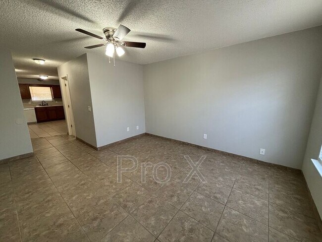 Foto del edificio - 3409 SW Victoria Pl