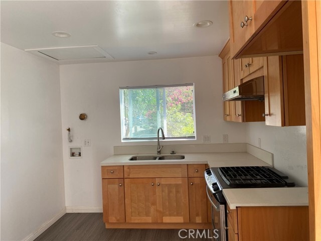 Foto del edificio - 16310 Bamboo St