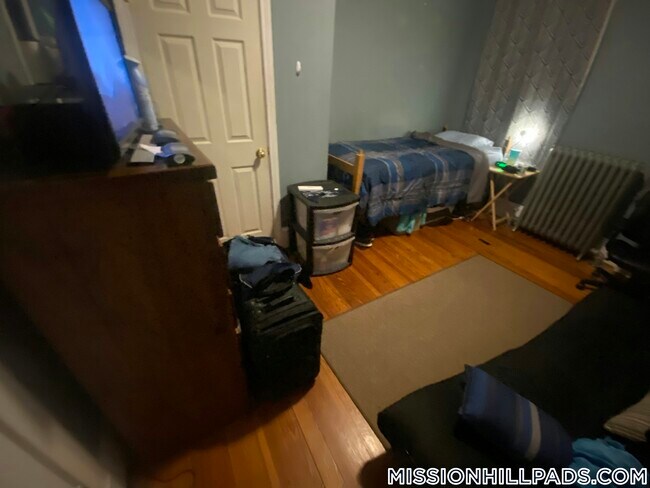 Foto del edificio - 12 Bucknam St