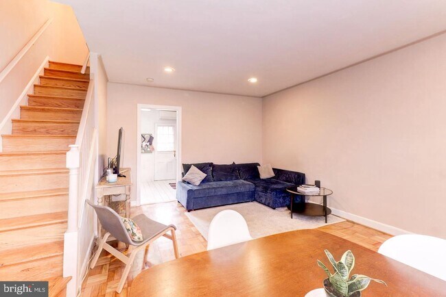 Foto del edificio - 2600 16th St S