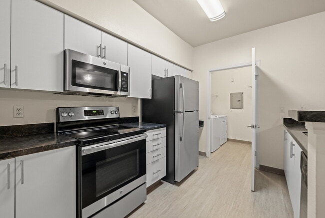 Building Photo - The Highlands at Wynhaven