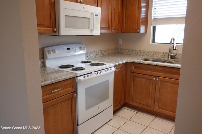 Foto del edificio - 3101 Sand Trap Ln