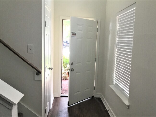 Foto del edificio - 9151 Autumn Harvest Drive