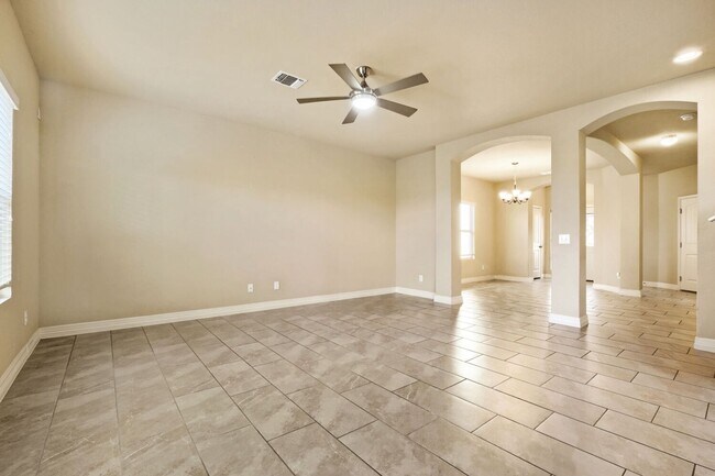 Foto del edificio - First time rental!