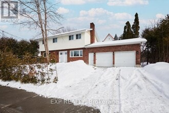 Building Photo - 555 Churchill Ave N