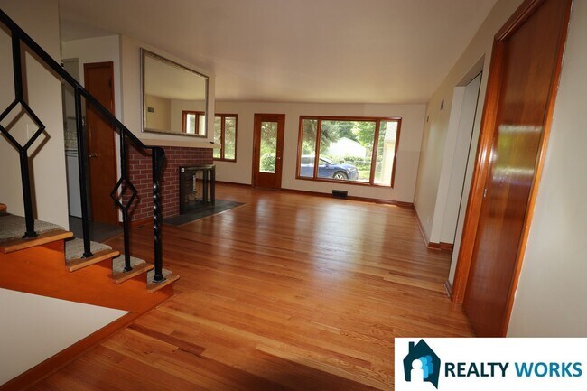 Foto del edificio - Charming 5 bed House!
