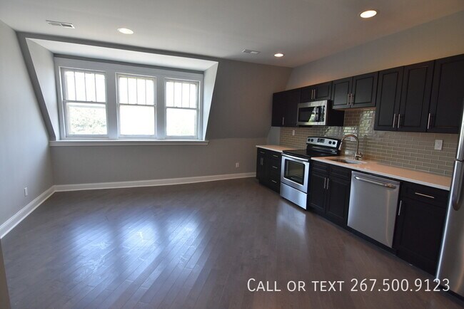 Foto del edificio - 4100 Parkside Ave