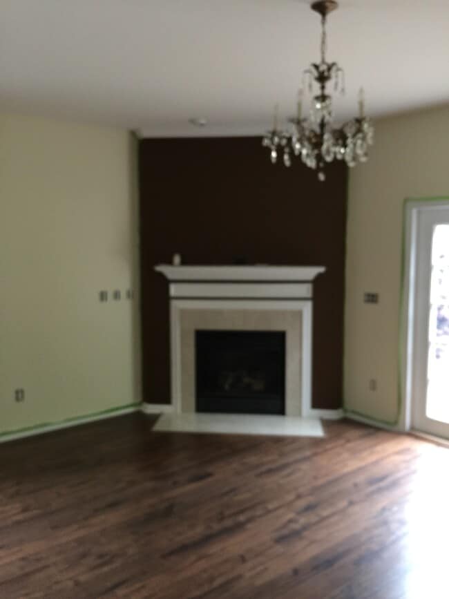 Building Photo - 14328 Laurel Tree Ln