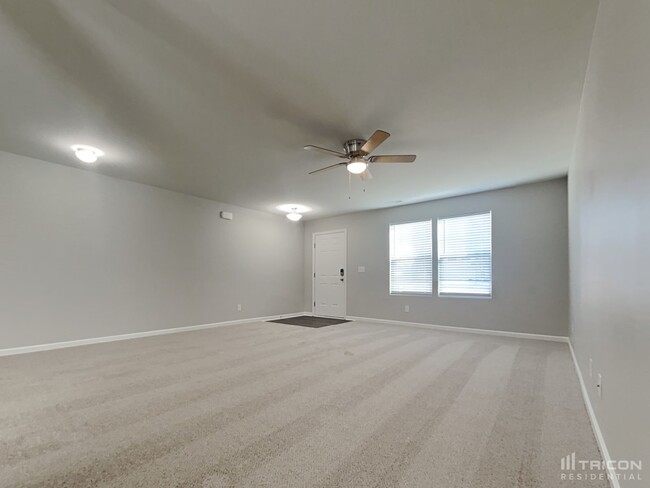 Building Photo - 170 Overcup Ct