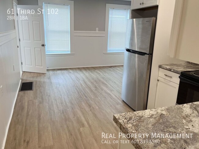 Building Photo - 61 Third St 102-