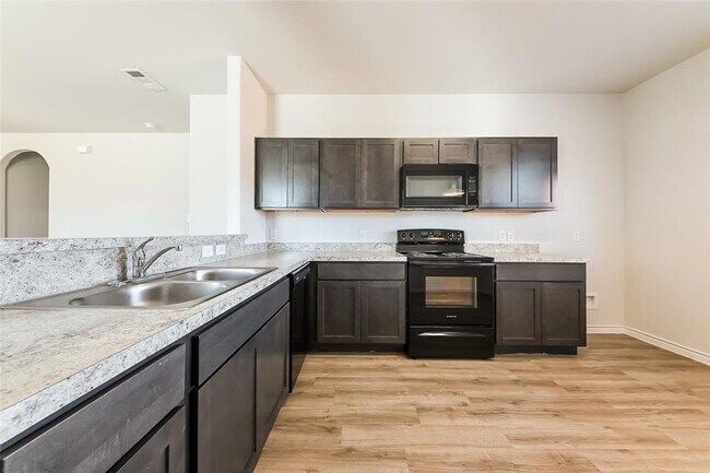 Building Photo - 1209 Mallard Cove