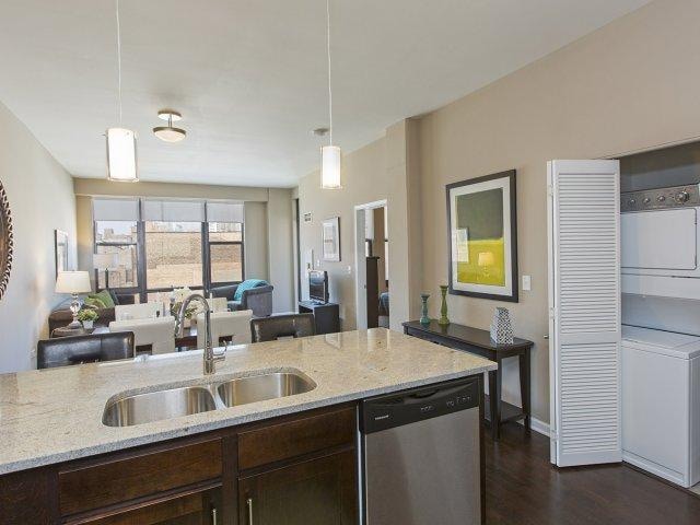 Foto del edificio - 2296 S Michigan Ave