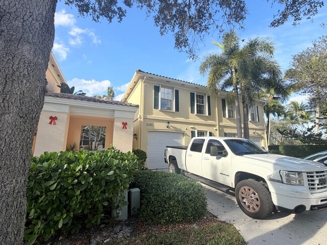 Building Photo - 2205 Telogia Ct