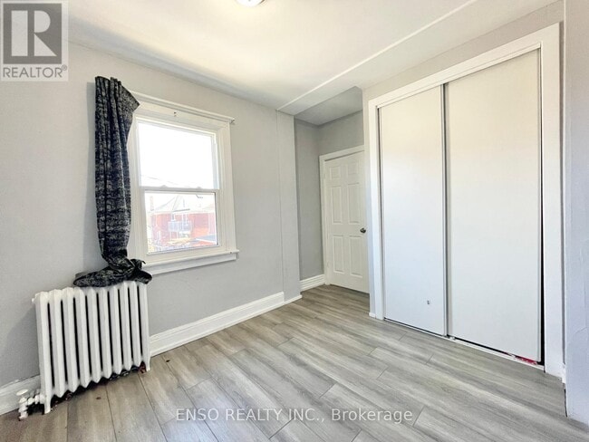 Building Photo - 5325 Van Alstyne Pl