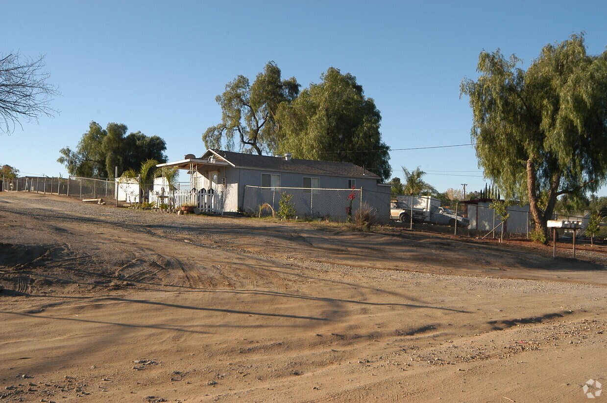 Primary Photo - 17305 Sage St