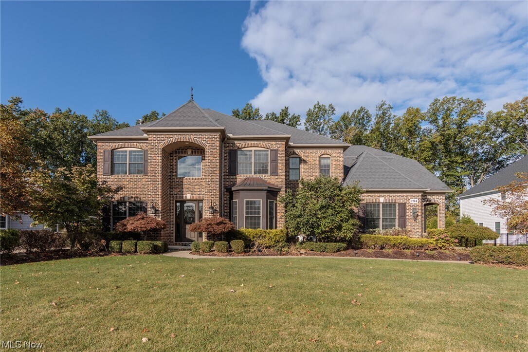 Primary Photo - 1744 Bur Oak Dr