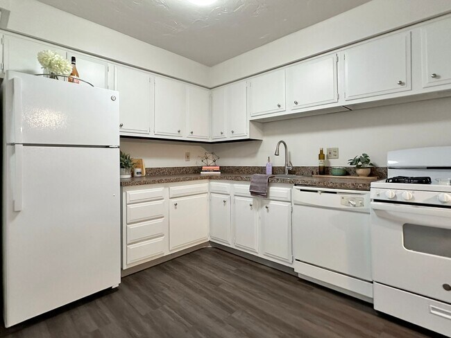 Interior Photo - Coppertree Apartments