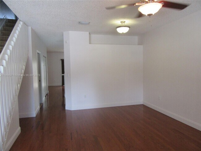 Foto del edificio - 2303 SE 24th Ave # 2303 HOMESTEAD, FL 33035