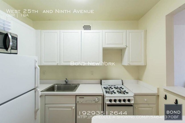 Building Photo - 400 W 25th St