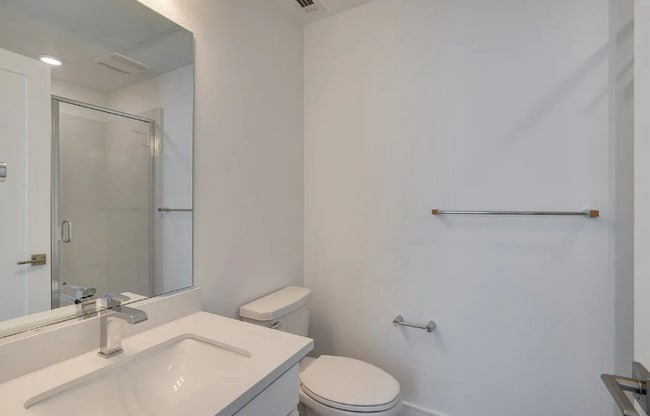 Building Photo - 1612 Tecado Dr