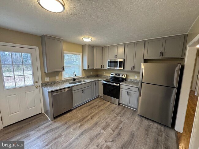 Foto del edificio - 127 Longstreet Ave