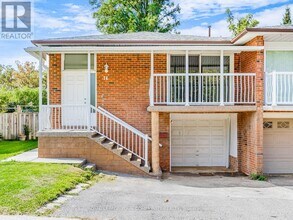 Building Photo - 14 Roseville Dr