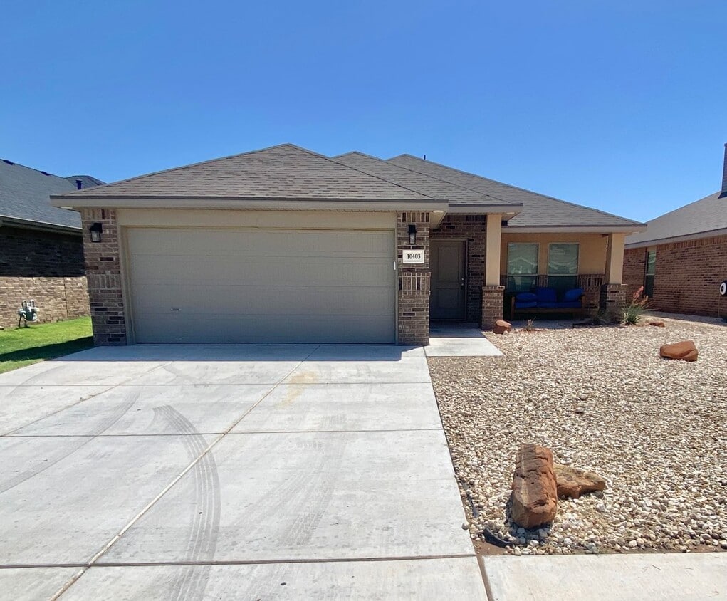 Foto principal - Newer 3 bed 2 bath near Frenship Upland He...