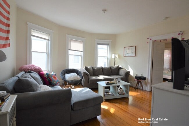Building Photo - 41 Easton Street Apt #41, Boston, MA 02134...